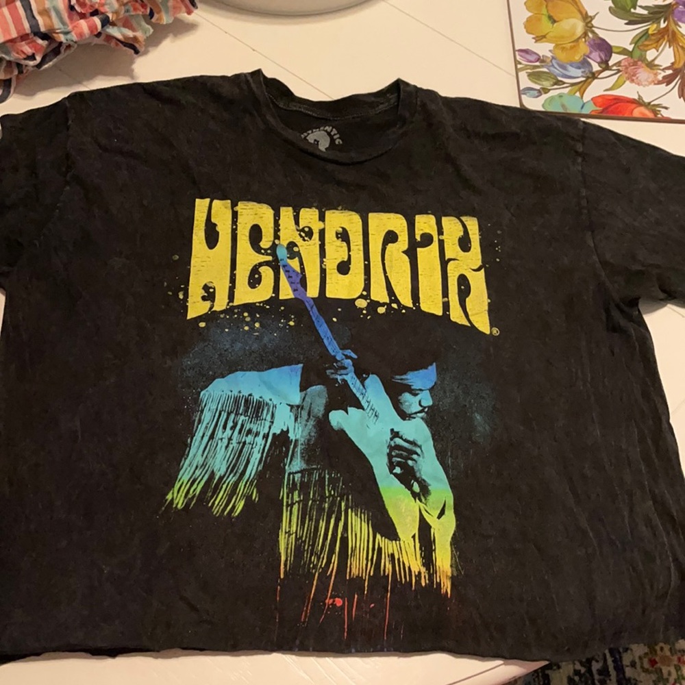Cropped band tee